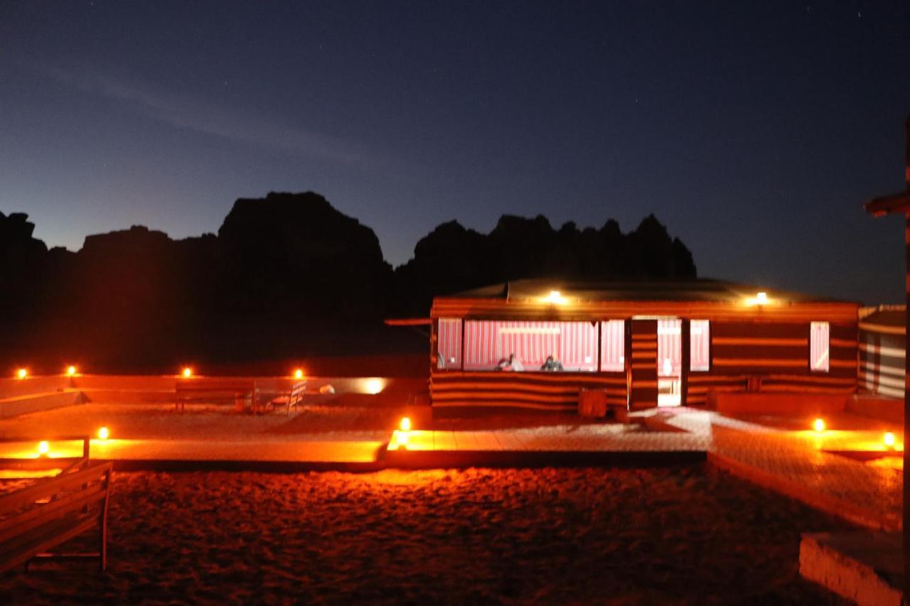 Wadi Rum Legend Camp Extérieur photo