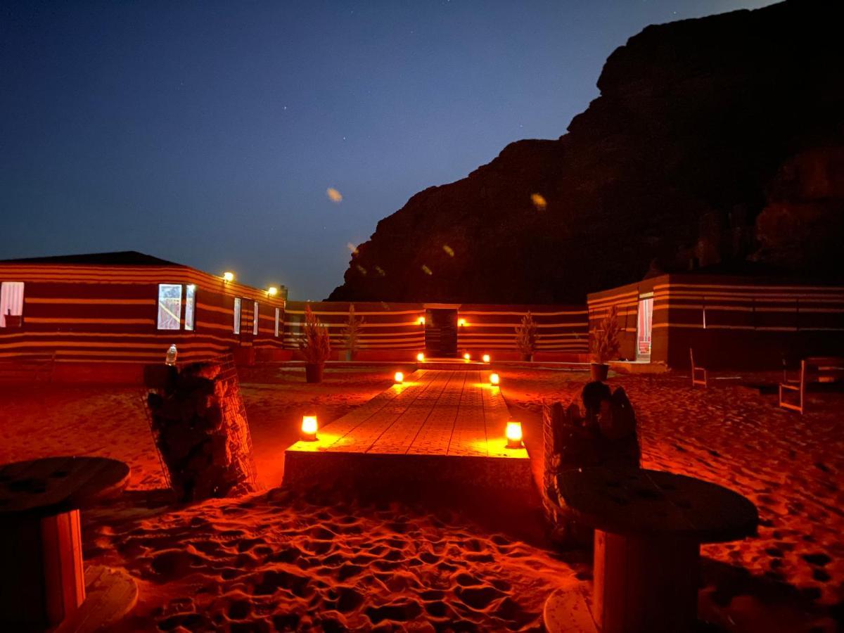 Wadi Rum Legend Camp Extérieur photo